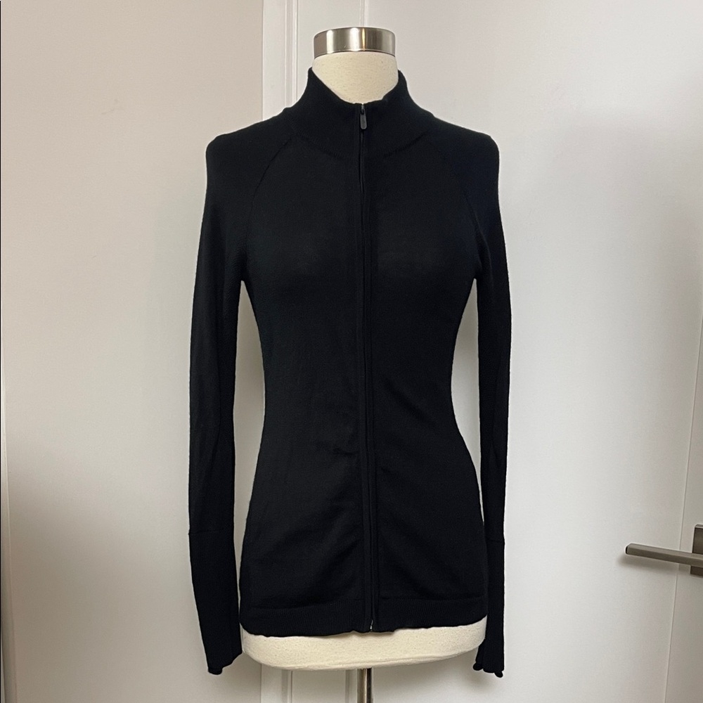 Lululemon sweater